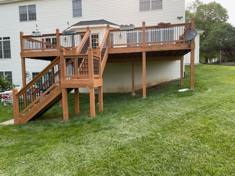 Stunning Deck Revival in Suburban Backyard