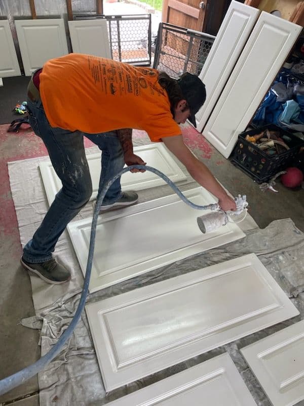 Gallery photos for St Charles Cabinet Makeover Shine with White: Image #3