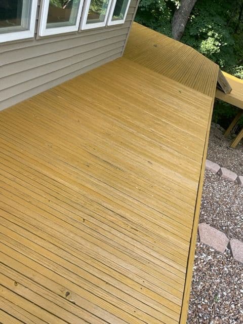 Gallery photos for Elevate Your Outdoor Space with Expert Deck Staining: Image #2