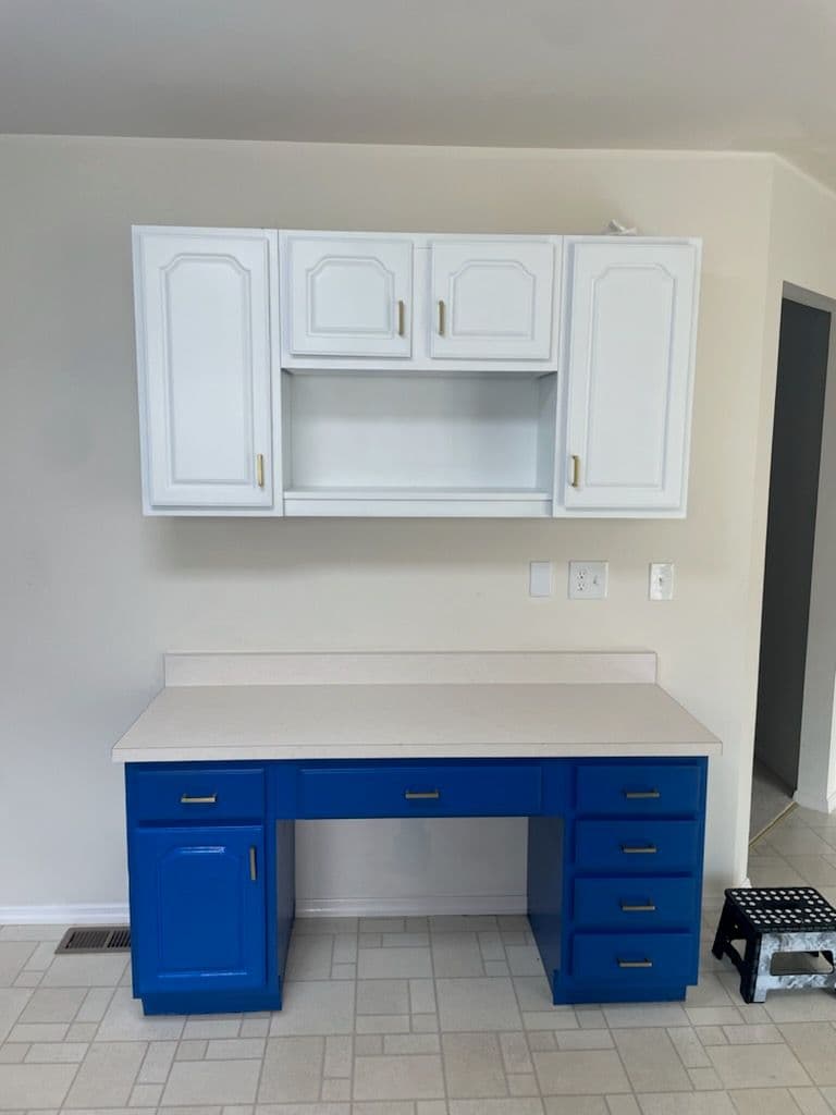Gallery photos for Stunning Kitchen Cabinet Makeover Transformation: Image #1